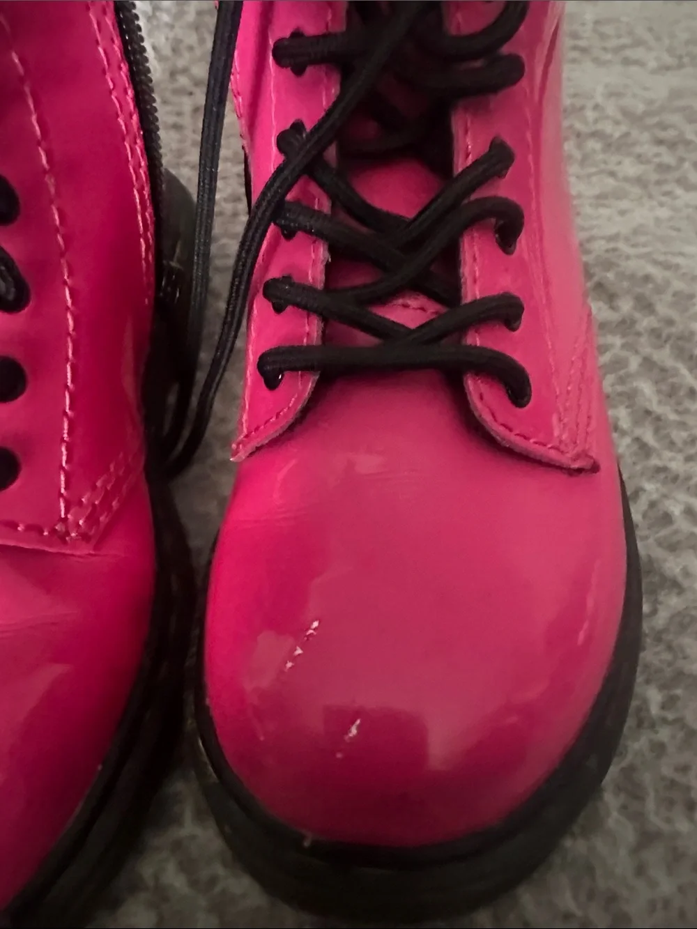 Dr. Martens kids lace